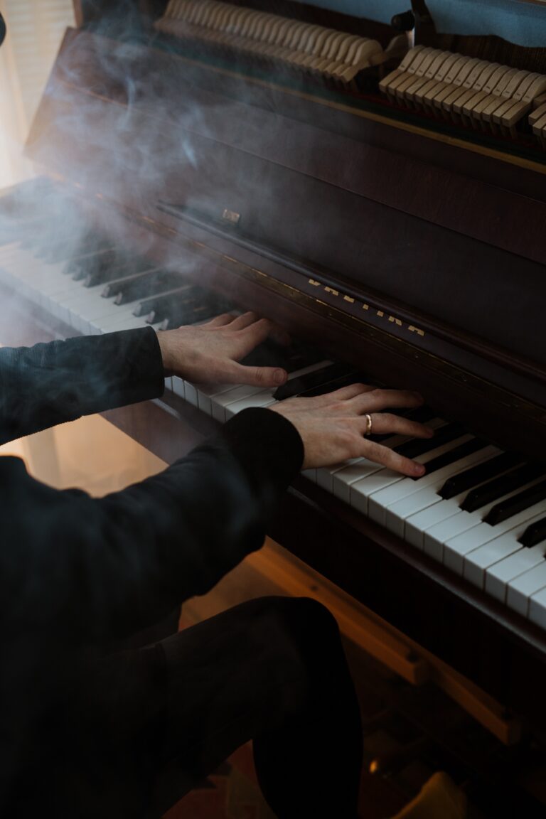 The Dark Side of Piano Playing: Understanding Tendonitis Risks