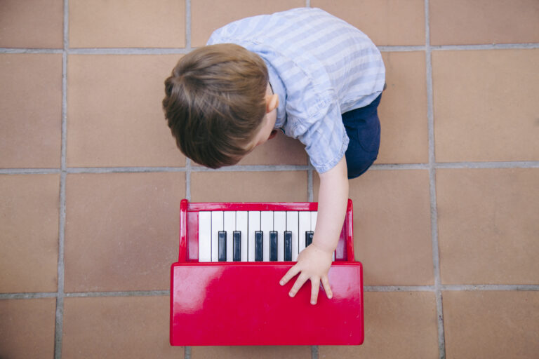 Symphony of Fun: Interactive and Educational Piano Games for Kids