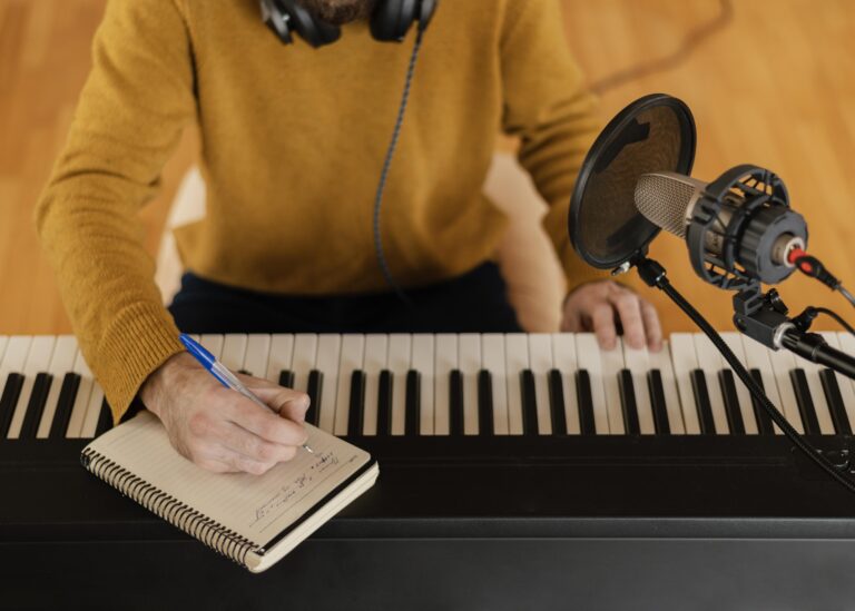 Melody Unleashed: Mastering the Art of Piano Songwriting