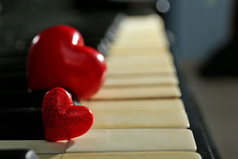 Melodic Romance: Captivating Piano Love Songs for Valentine’s Day
